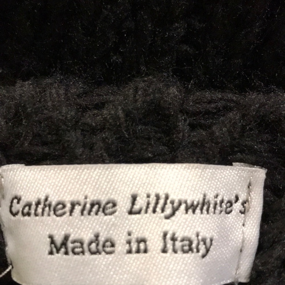 Sweater - Picture 5 of 6